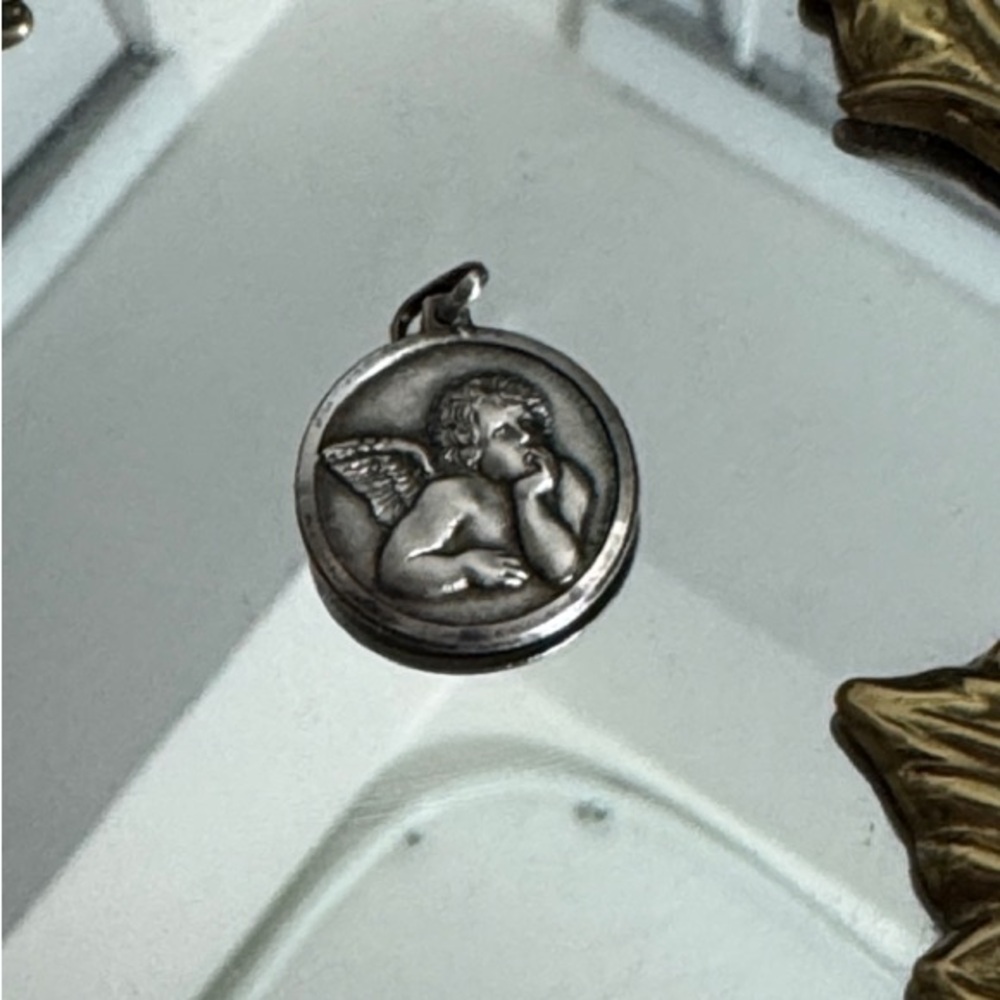 Angel Cherub pendant silver stamped 925